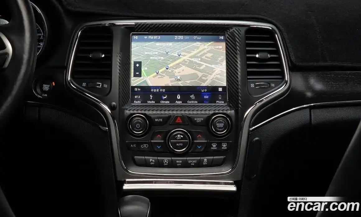 Jeep Cherokee 2018 3.6 гидро в Москве № 169785, фото 14