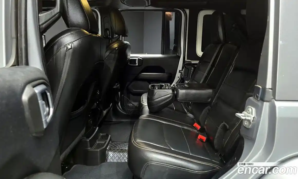 Jeep Wrangler 2019 2.0 гидро в Москве № 169859, фото 12
