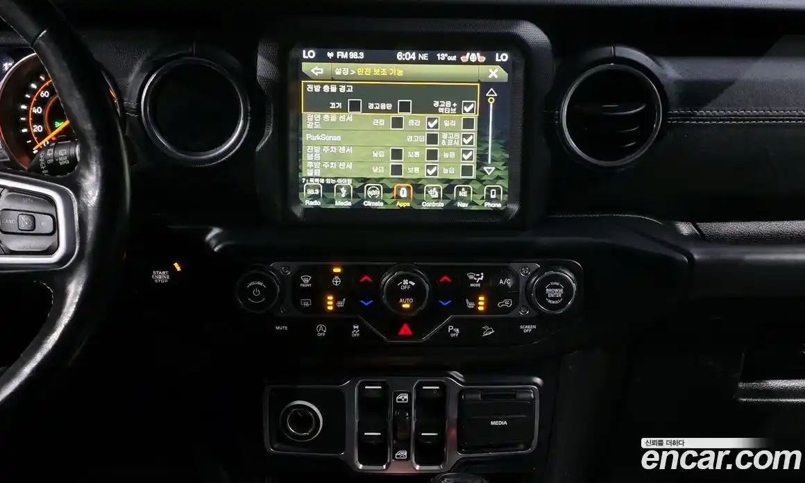 Jeep Wrangler 2019 2.0 гидро в Москве № 169859, фото 17