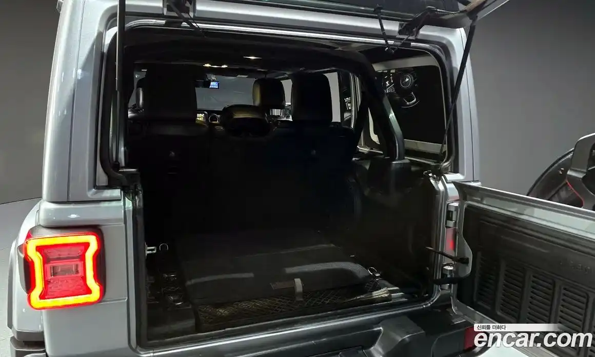 Jeep Wrangler 2019 2.0 гидро в Москве № 169859, фото 20