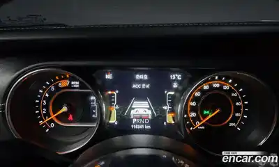 Jeep Wrangler 2019 2.0 гидро в Москве № 169859, миниатюра 8