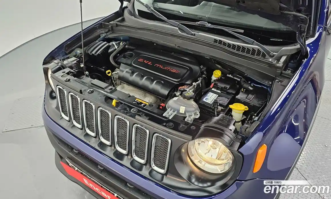 Jeep Renegade 2017 2.4 гидро в Москве № 169860, фото 6