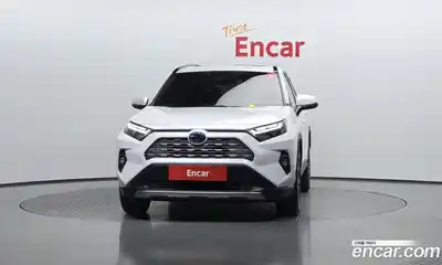 Toyota RAV4 2023 2.5 гидро в Москве № 170227, миниатюра 3