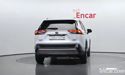 Toyota RAV4 2023 2.5 гидро в Москве № 170227, миниатюра 4