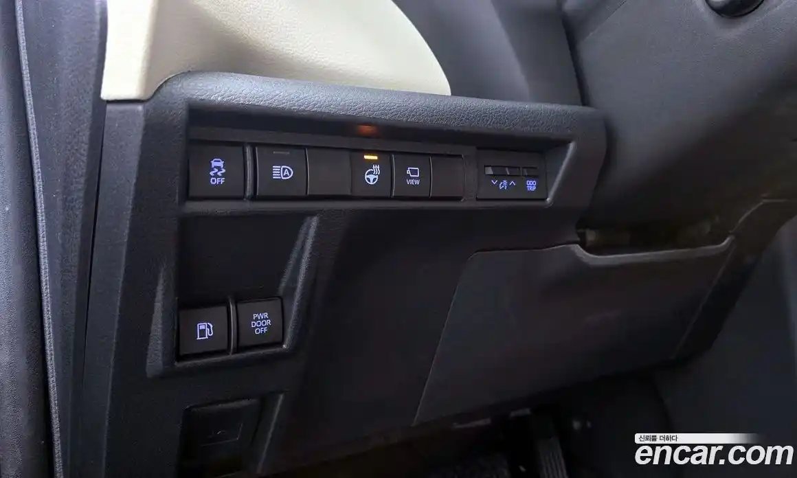 Toyota Sienna 2021 2.5 гидро в Москве № 170229, фото 14