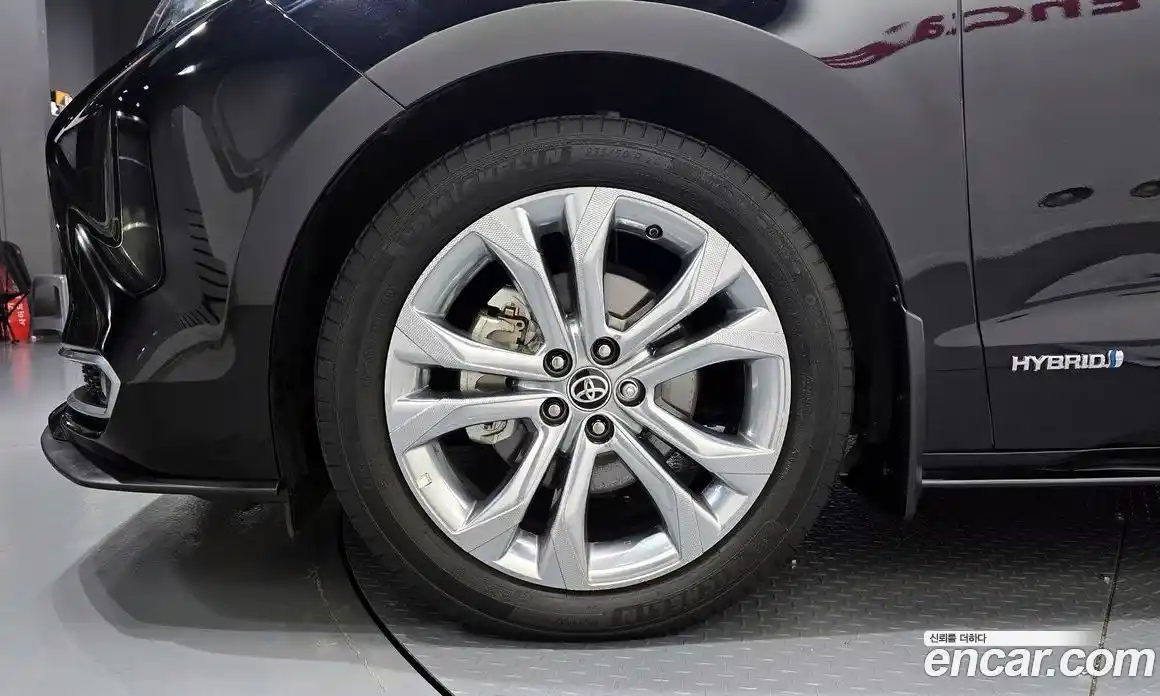 Toyota Sienna 2021 2.5 гидро в Москве № 170229, фото 5