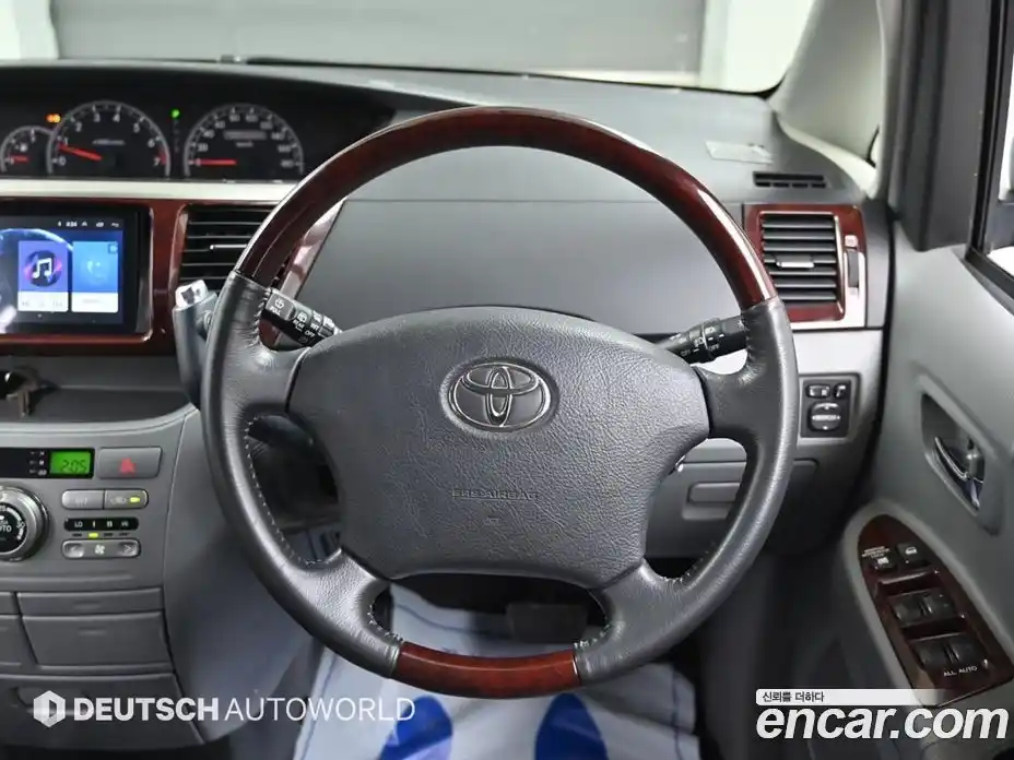 Toyota Noah 2005 2.0 вариатор в Москве № 170369, фото 13