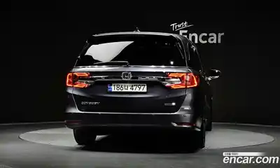 Honda Odyssey 2018 3.5 гидро в Москве № 170642, миниатюра 4