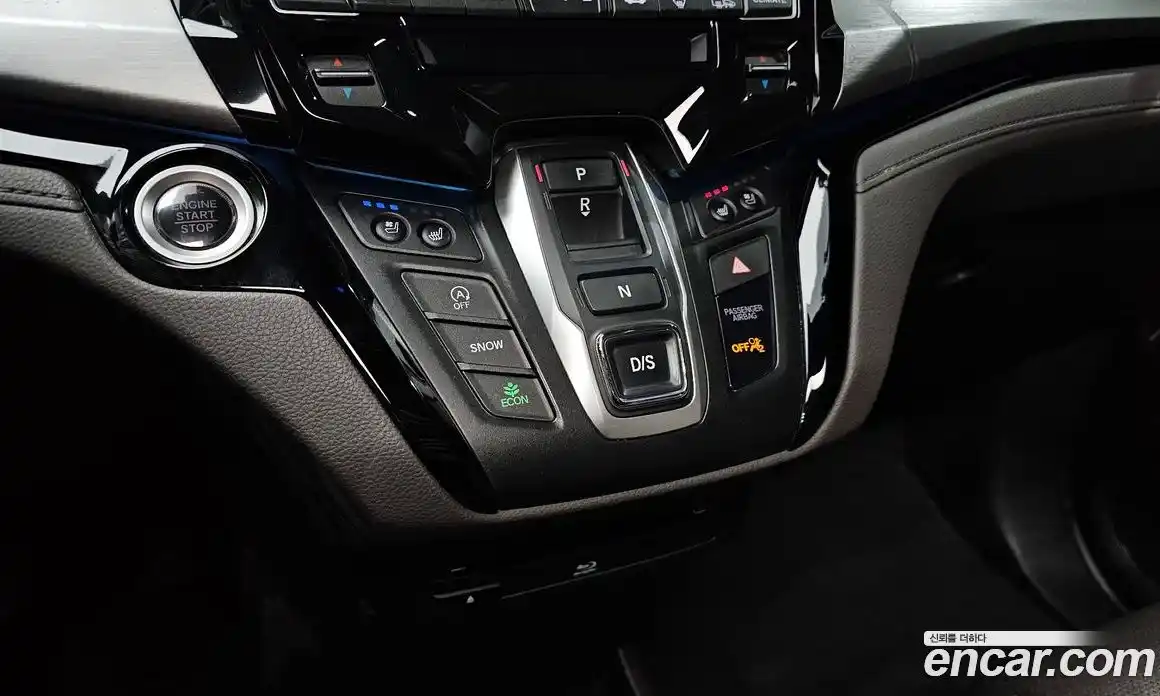 Honda Odyssey 2018 3.5 гидро в Москве № 170642, фото 9
