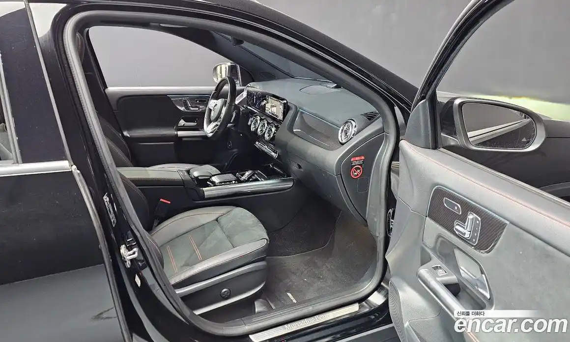 Mercedes-Benz GLA-Class 2023 2.0 гидро в Москве № 176568, фото 11
