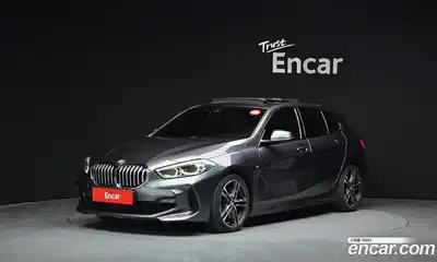 BMW 1-Series, 2021