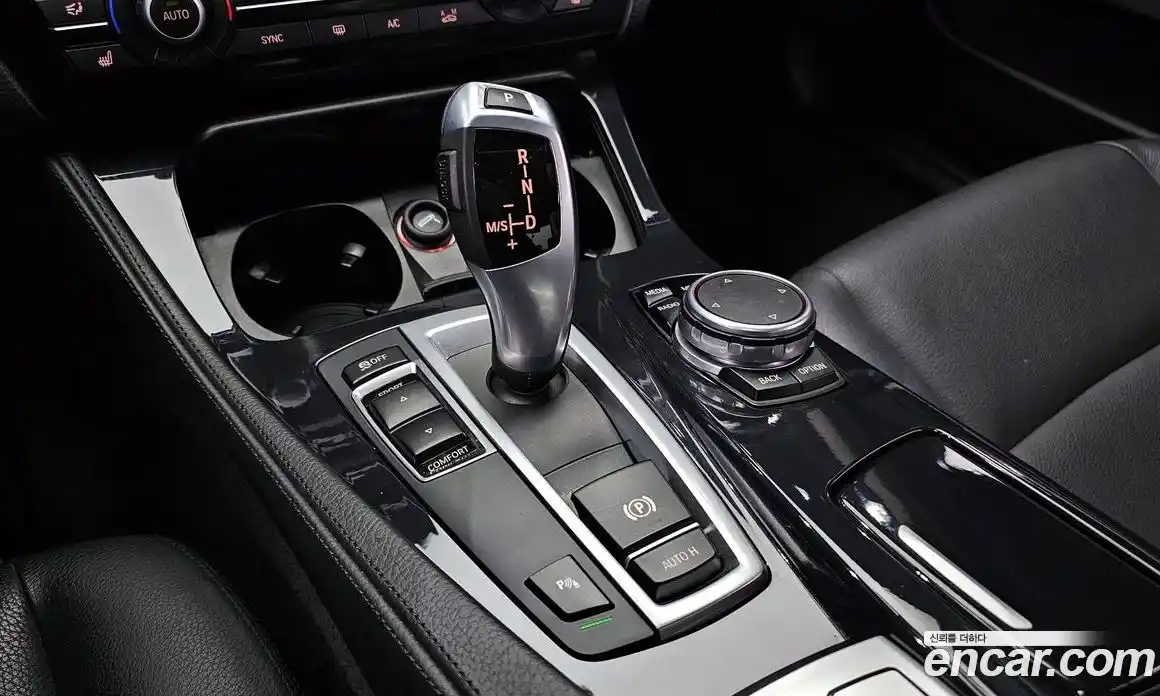 BMW 5-Series 2015 2.0 гидро в Москве № 193100, фото 9