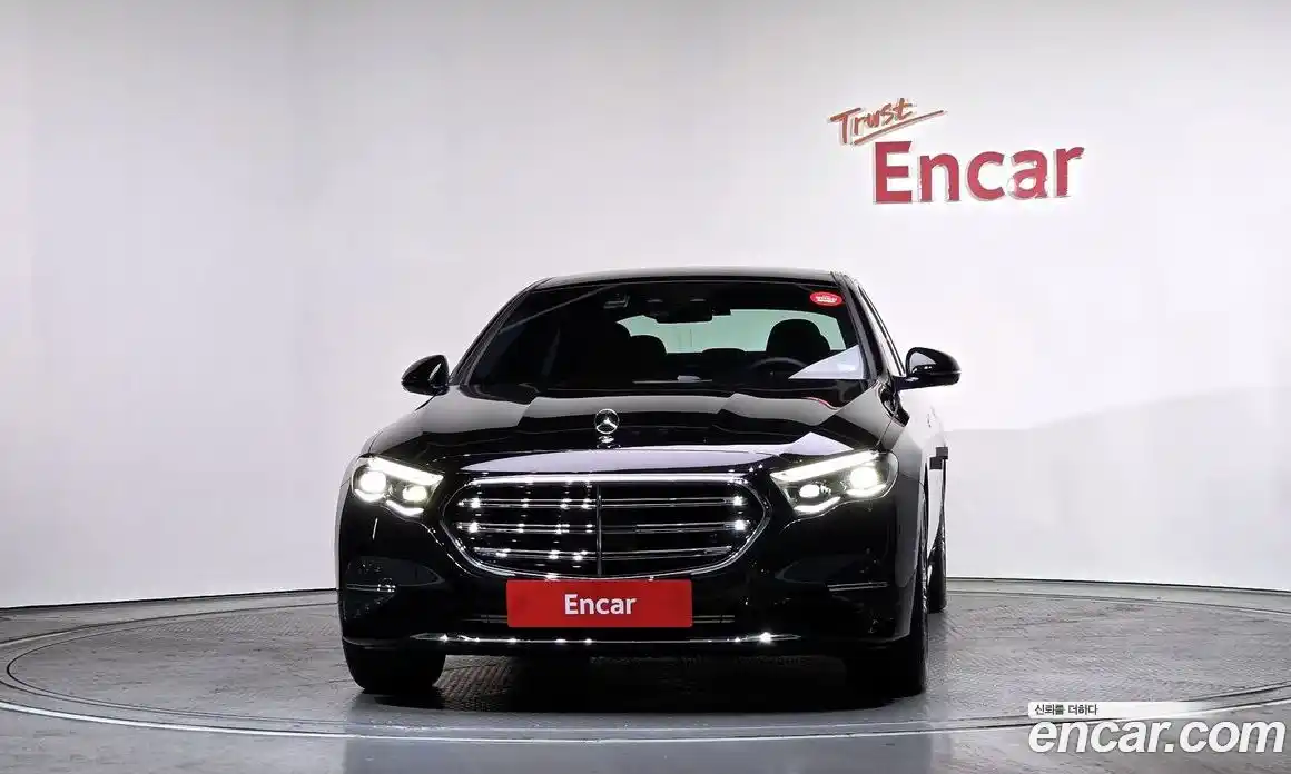 Mercedes-Benz E-Class 2025 2.0 гидро в Москве № 193813, фото 3