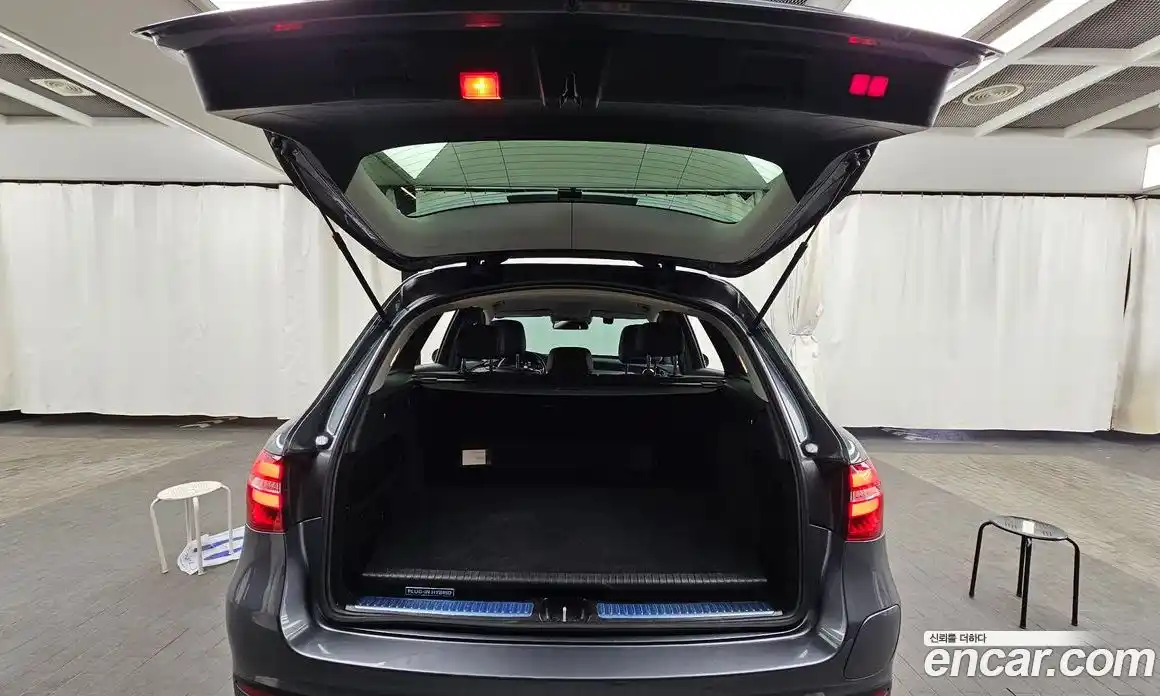 Mercedes-Benz GLC-Class 2018 2.0 гидро в Москве № 195246, фото 20