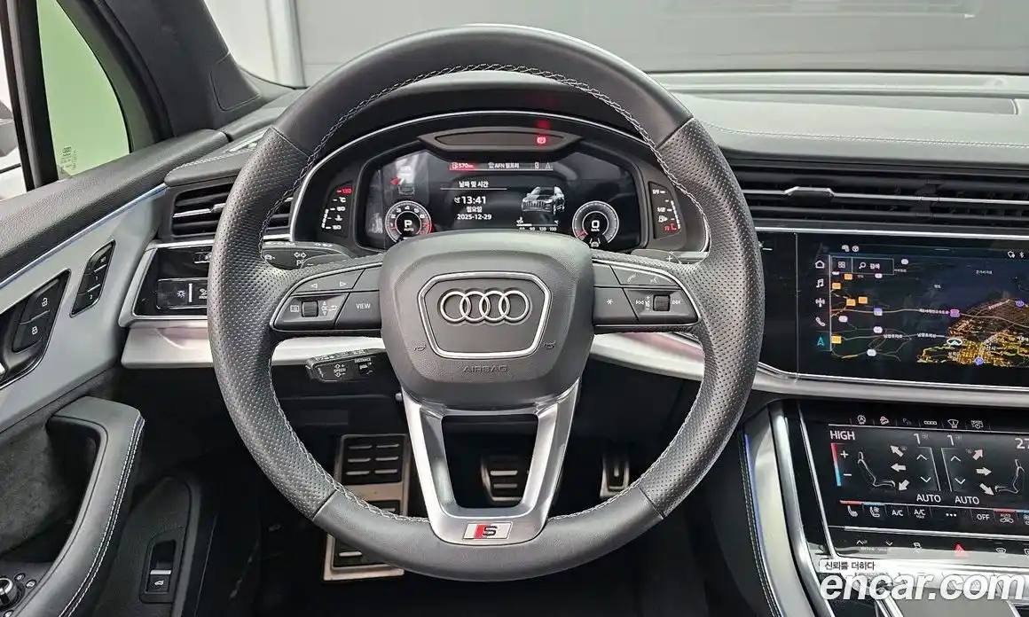 Audi Q7 2022 3.0 гидро в Москве № 196078, фото 13