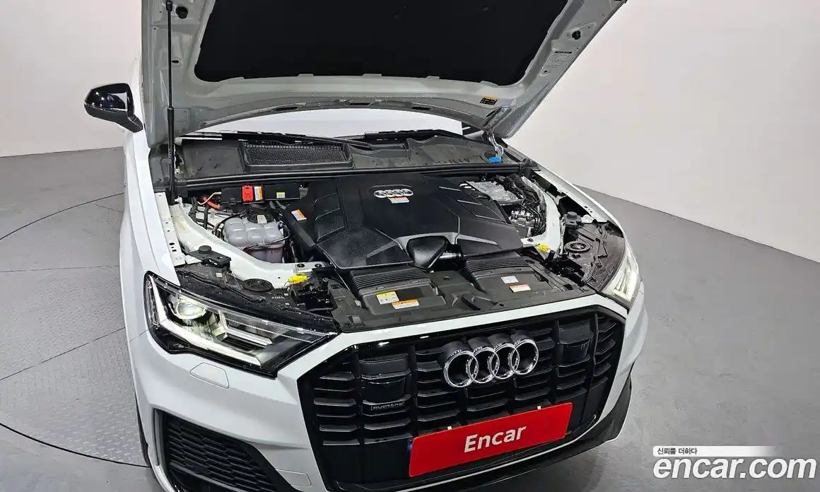 Audi Q7 2022 3.0 гидро в Москве № 196078, фото 6