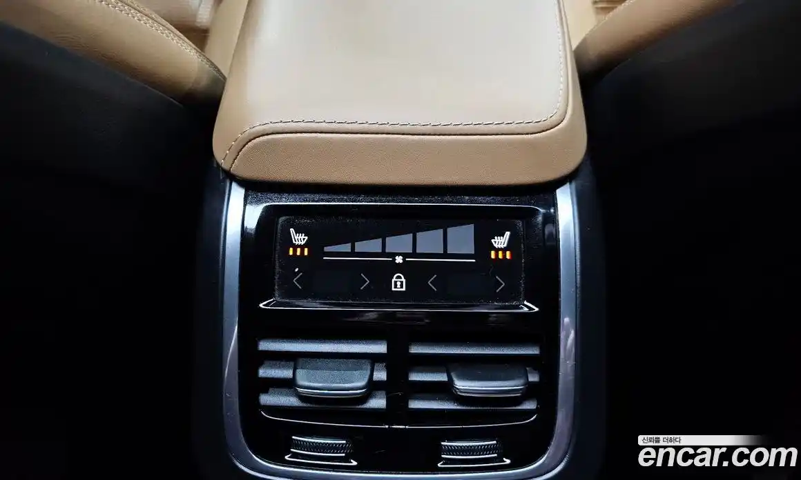 Volvo XC60 2019 2.0 гидро в Москве № 197089, фото 19