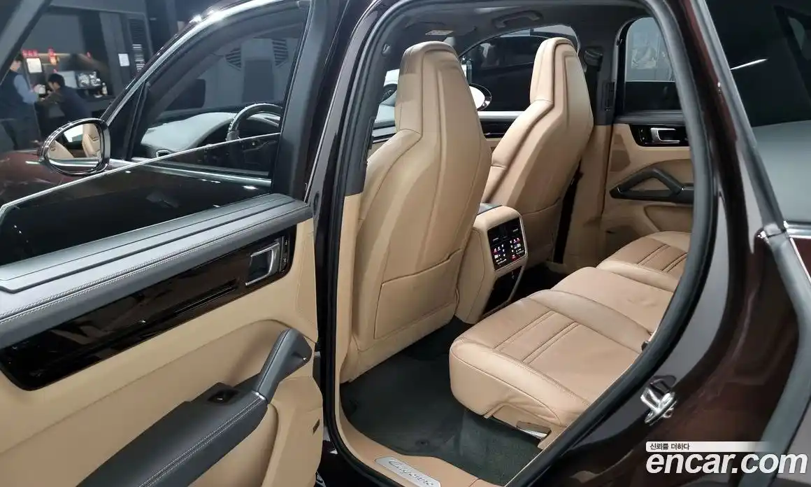 Porsche Cayenne 2020 3.0 гидро в Москве № 197573, фото 12