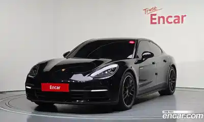 Porsche Panamera, 2020