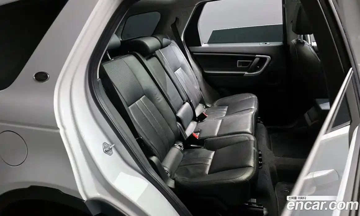 Land Rover Discovery Sport 2017 2.0 гидро в Москве № 198198, фото 12