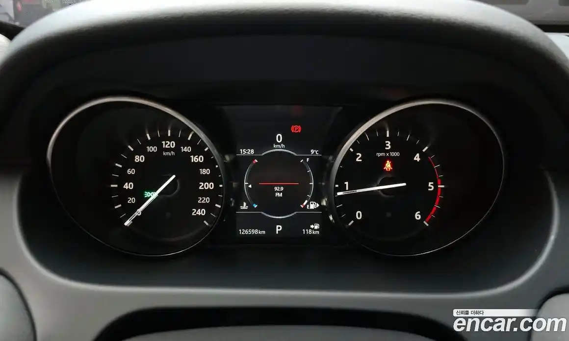 Land Rover Discovery Sport 2017 2.0 гидро в Москве № 198198, фото 8