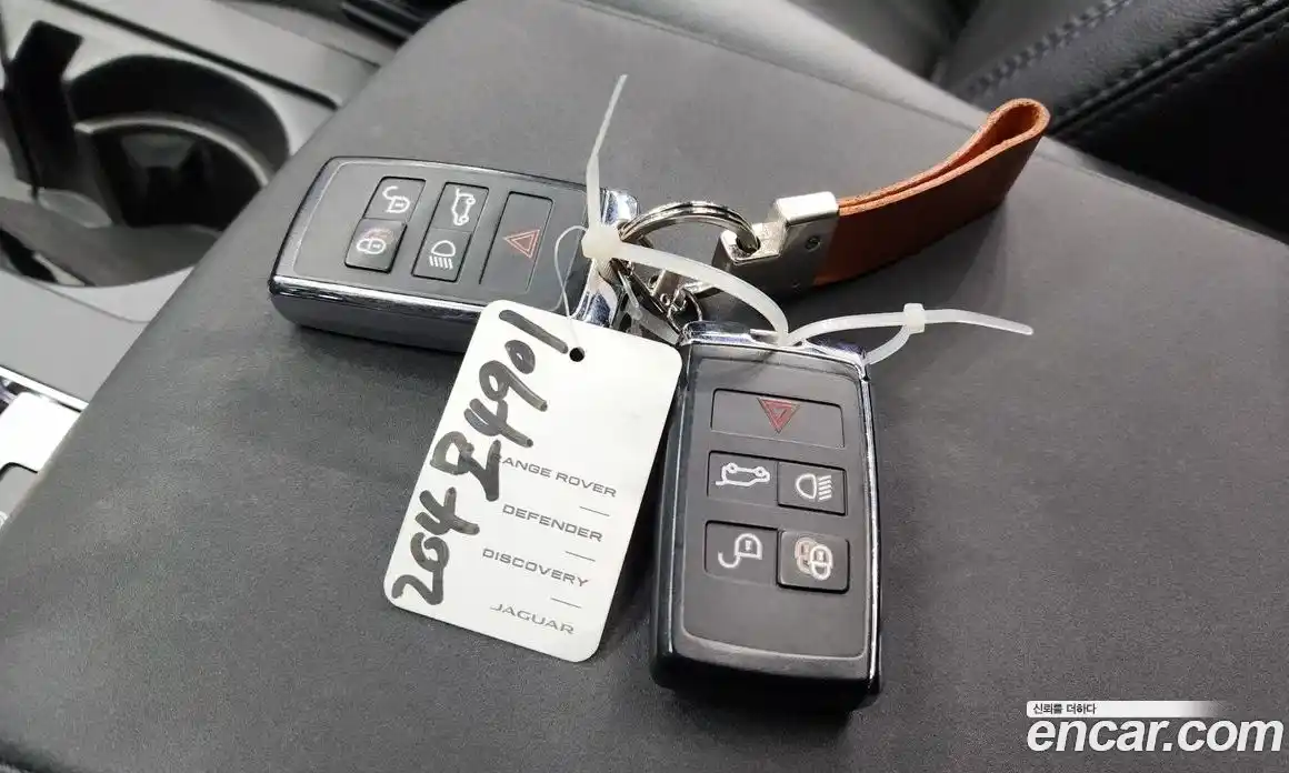 Land Rover Discovery 2019 3.0 гидро в Москве № 198274, фото 18