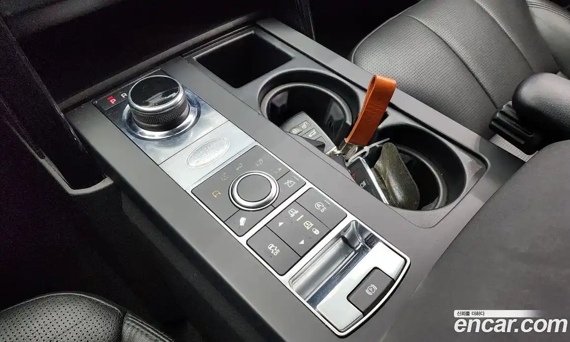 Land Rover Discovery 2019 3.0 гидро в Москве № 198274, фото 9