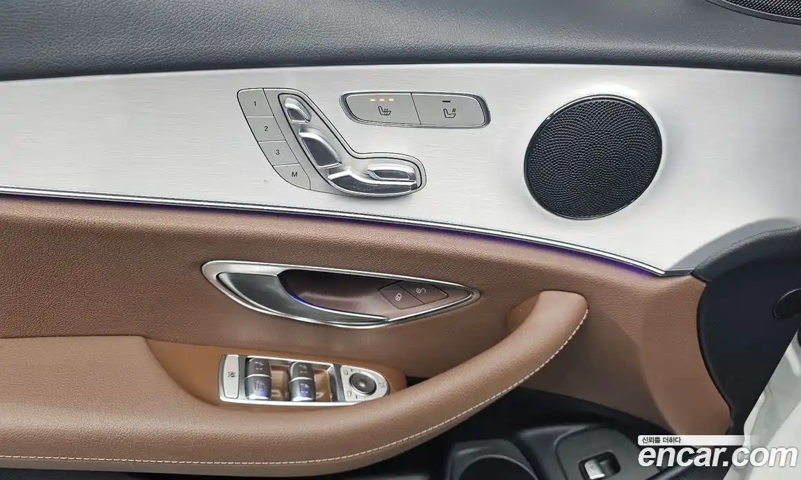 Mercedes-Benz E-Class 2021 2.0 гидро, фото 17