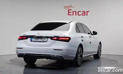 Mercedes-Benz E-Class 2021 2.0 гидро, миниатюра 2