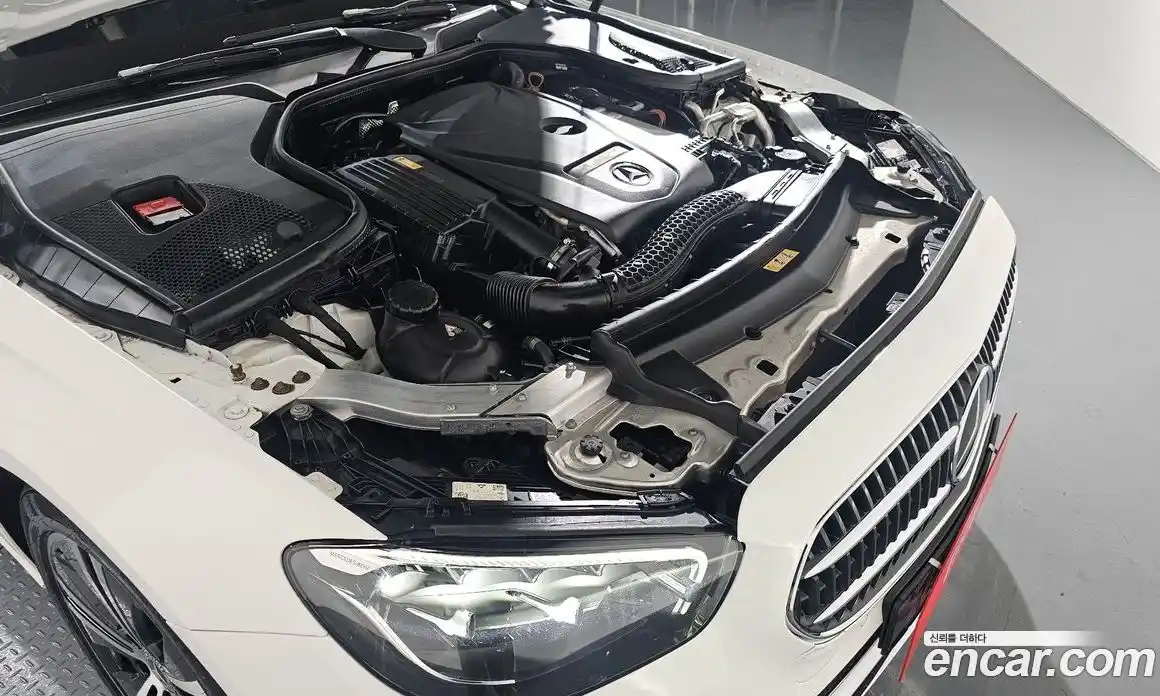 Mercedes-Benz E-Class 2021 2.0 гидро, фото 6