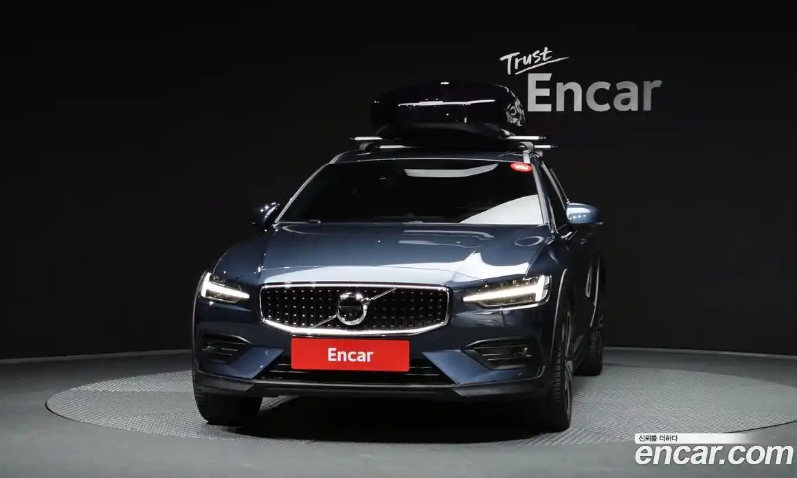 Volvo V60 2020 2.0 гидро в Москве № 212844, фото 3