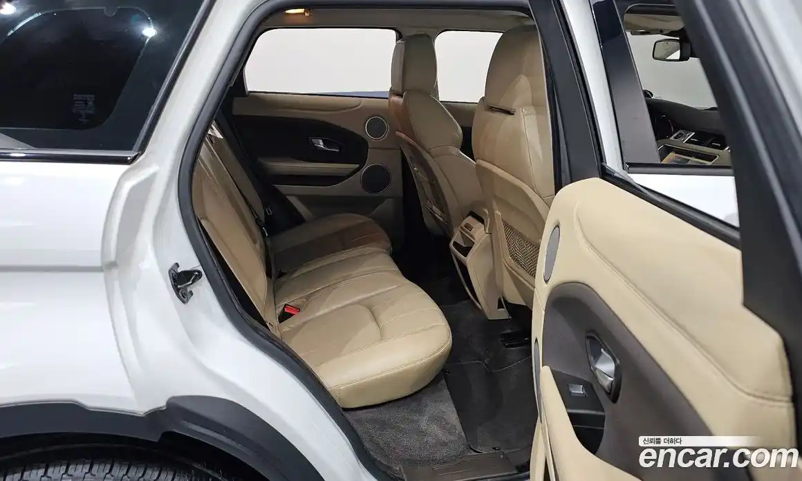 Land Rover Range-Rover Evoque 2017 2.0 гидро в Москве № 213367, фото 12