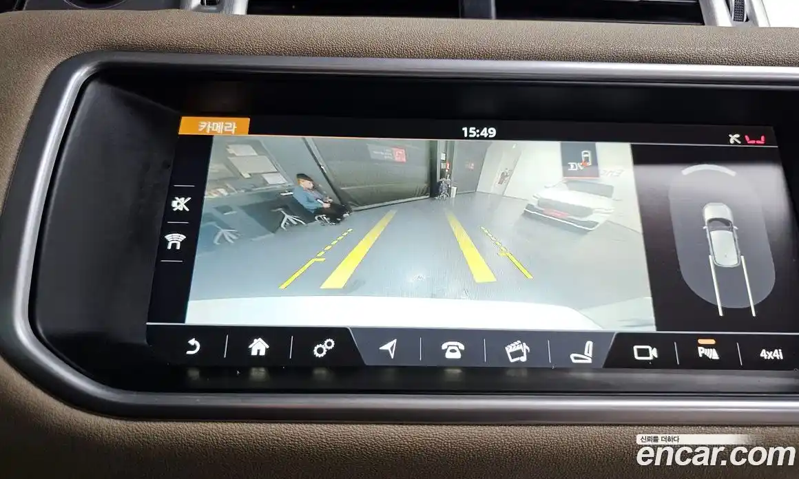 Land Rover Range-Rover Evoque 2017 2.0 гидро в Москве № 213367, фото 15