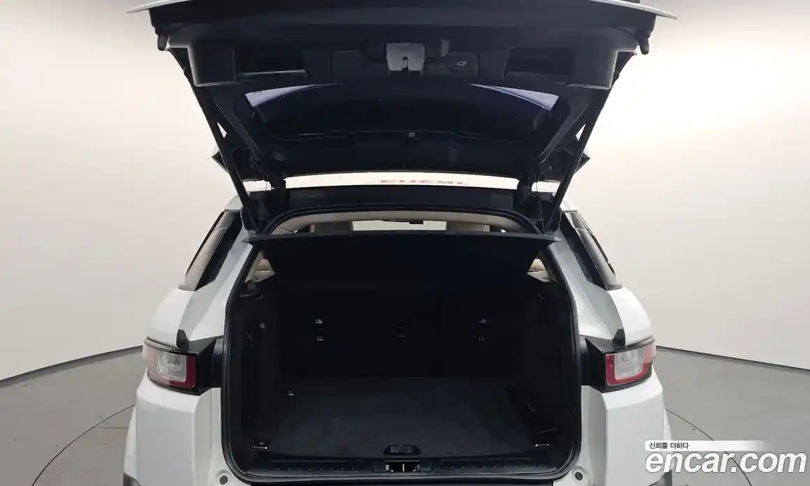 Land Rover Range-Rover Evoque 2017 2.0 гидро в Москве № 213367, фото 20