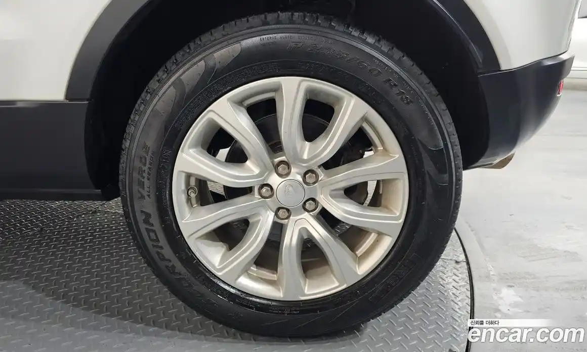Land Rover Range-Rover Evoque 2017 2.0 гидро в Москве № 213367, фото 5