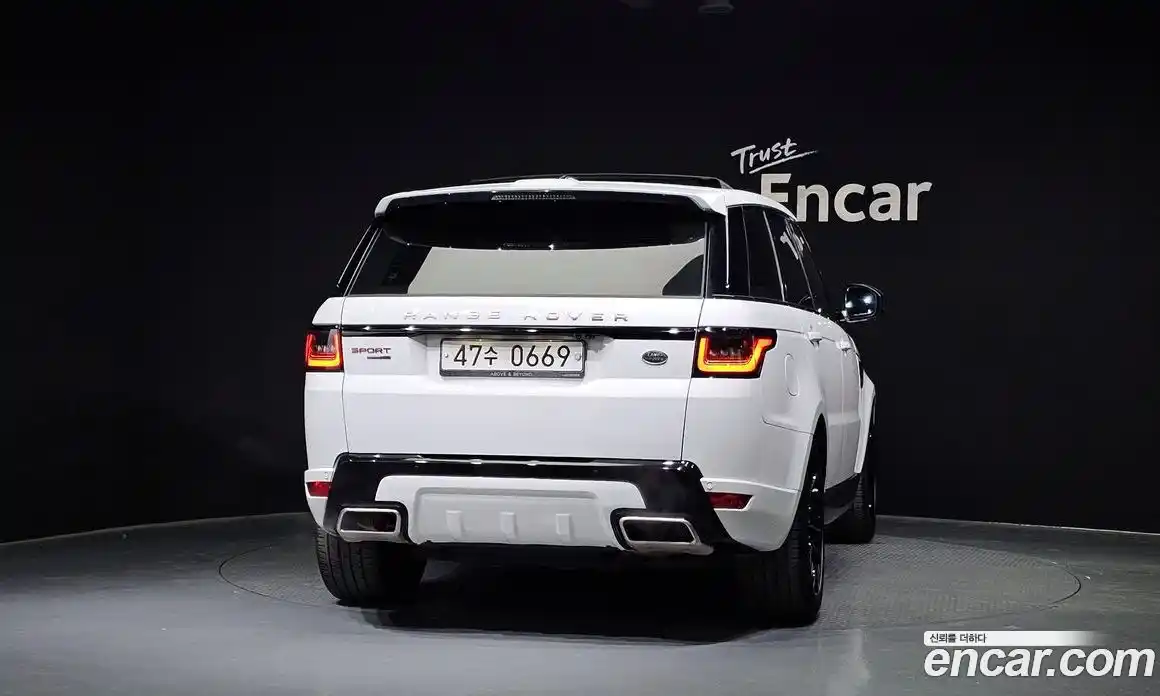 Land Rover Range-Rover Sport 2016 3.0 гидро в Москве № 213420, фото 4