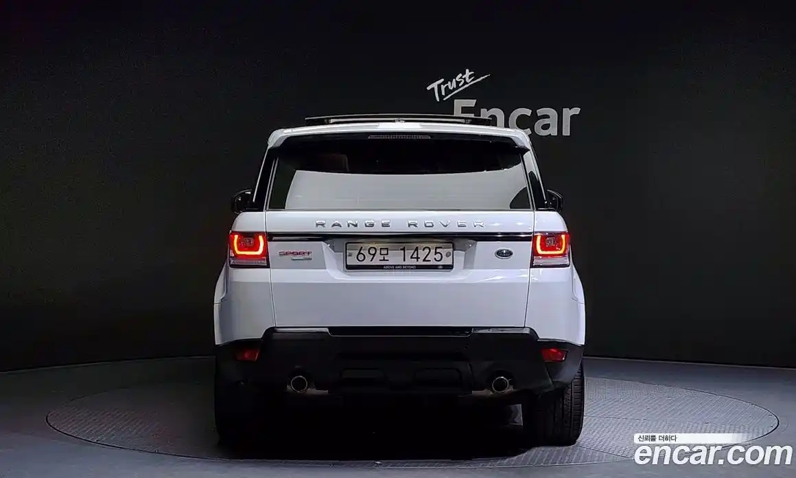 Land Rover Range-Rover Sport 2015 3.0 гидро в Москве № 213477, фото 4