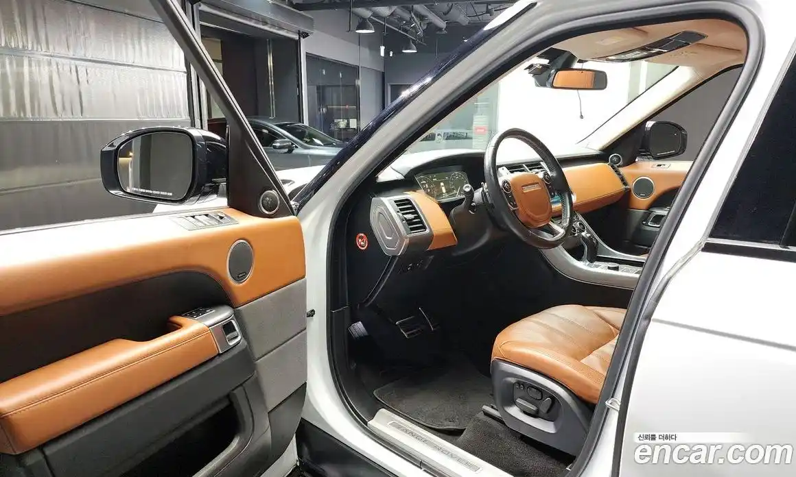 Land Rover Range-Rover Sport 2015 3.0 гидро в Москве № 213477, фото 10