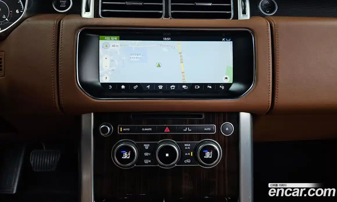 Land Rover Range-Rover 2017 4.4 гидро в Москве № 213778, фото 15