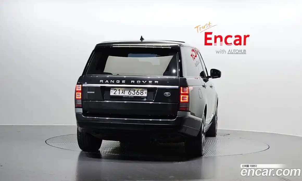 Land Rover Range-Rover 2017 4.4 гидро в Москве № 213778, фото 4