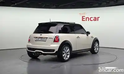 Mini Cooper 2011 1.6 гидро в Москве № 214322, миниатюра 2