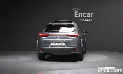 Lexus UX 2019 2.0 гидро в Москве № 214598, миниатюра 4