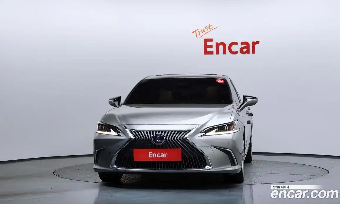 Lexus ES 2020 2.5 гидро в Москве № 214671, фото 3