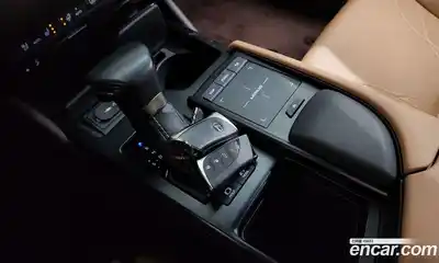 Lexus ES 2020 2.5 гидро в Москве № 214671, миниатюра 9