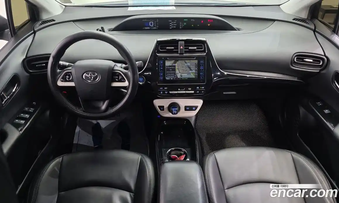 Toyota Prius 2018 1.8 гидро в Москве № 215549, фото 7