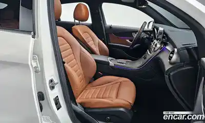 Mercedes-Benz GLC-Class 2022 2.0 гидро в Москве № 220636, миниатюра 10