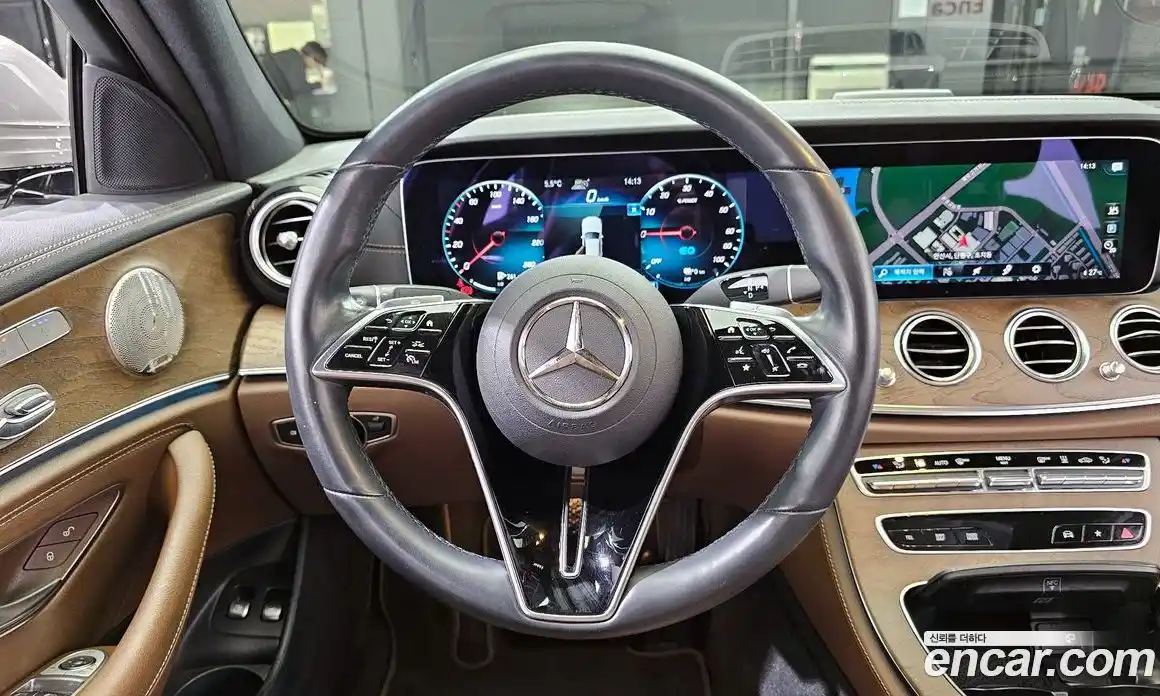 Mercedes-Benz E-Class 2022 2.0 гидро в Москве № 224734, фото 13