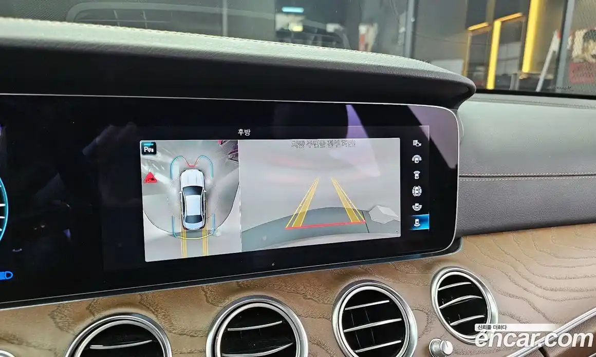 Mercedes-Benz E-Class 2022 2.0 гидро в Москве № 224734, фото 17