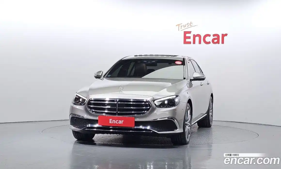 Mercedes-Benz E-Class 2022 2.0 гидро в Москве № 224734, фото 3