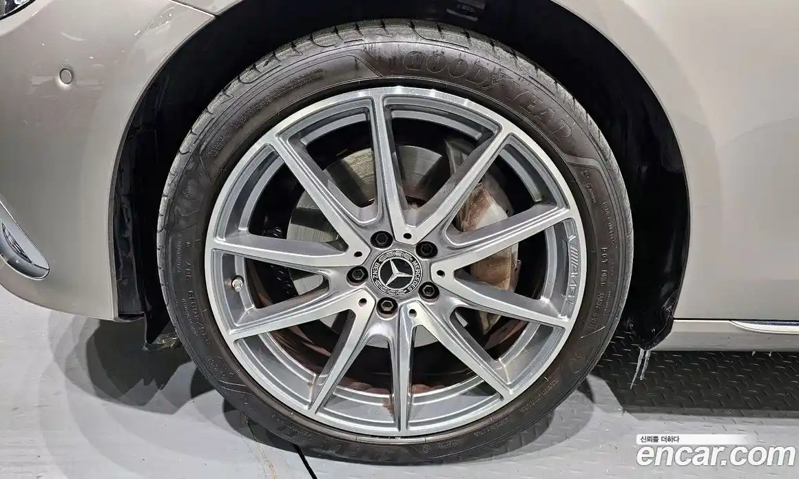 Mercedes-Benz E-Class 2022 2.0 гидро в Москве № 224734, фото 5
